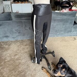Spanx striped legging